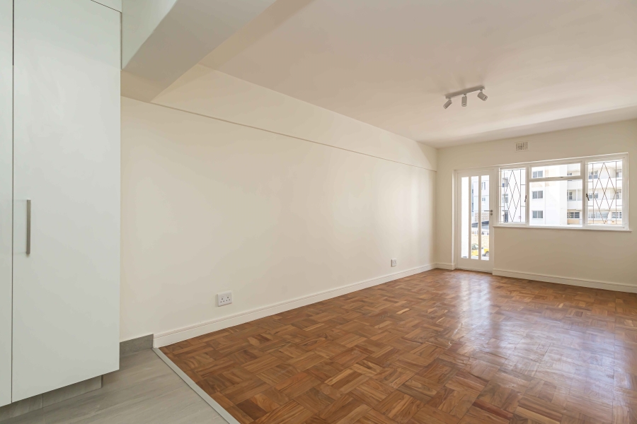 To Let 0 Bedroom Property for Rent in Sea Point Western Cape